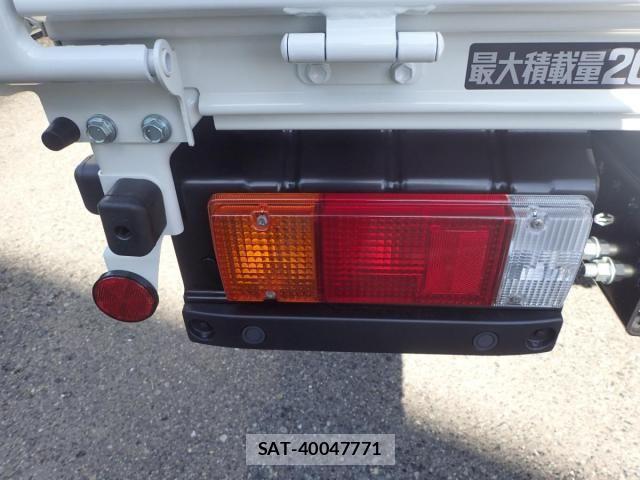 Hino DUTRO 2026-01 8245092-4