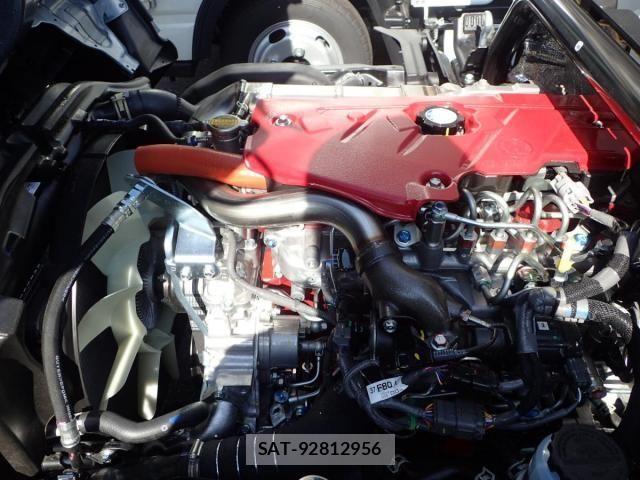 Hino DUTRO 2026-01 8245090-26