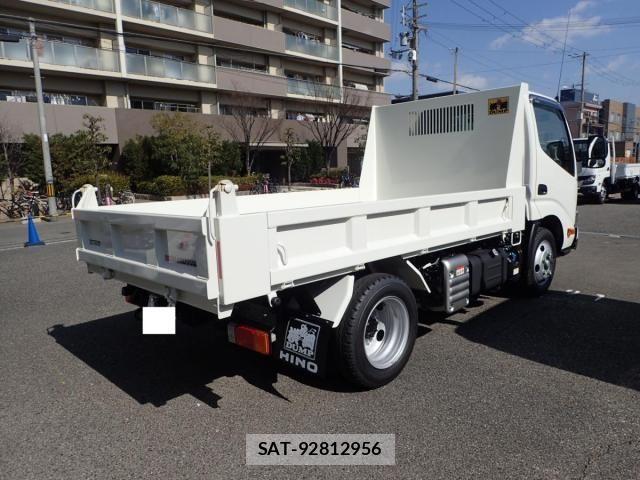 Hino DUTRO 2026-01 8245090-3