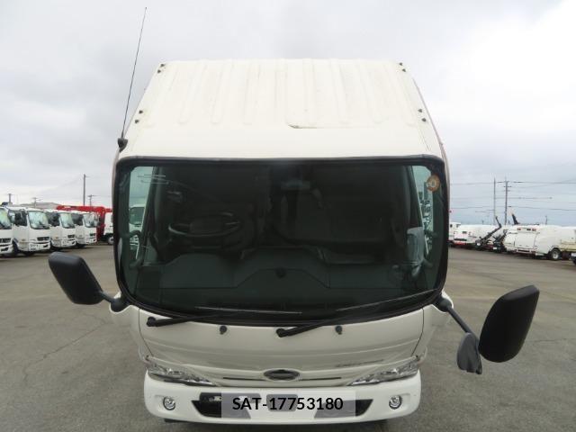 Hino DUTRO 2022-06 8245093-9