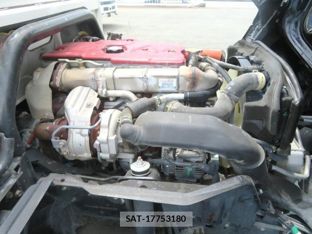 Hino DUTRO 2022-06 8245093-11