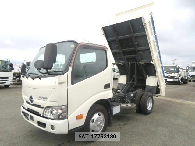 Hino DUTRO 2022-06 8245093-22