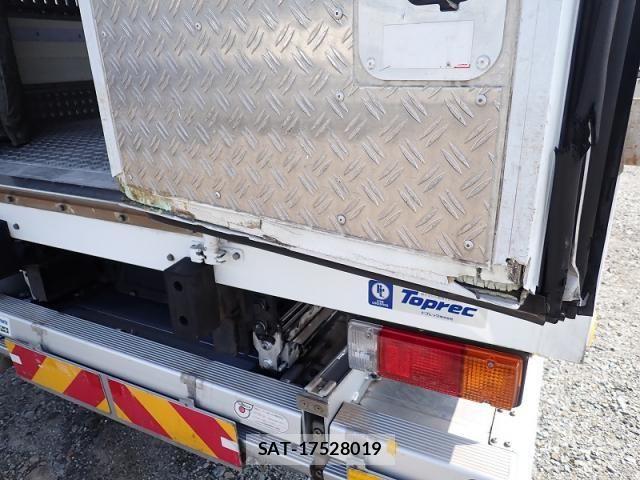 Hino DUTRO 2016-04 8245094-9