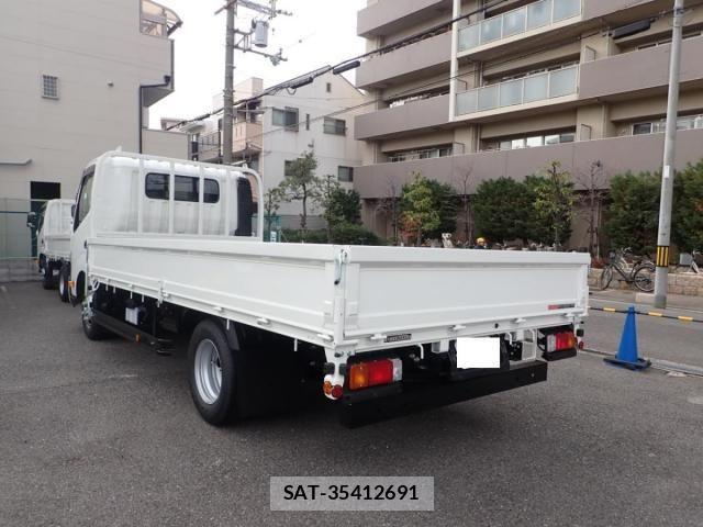 Hino DUTRO 2026-01 8245089-2