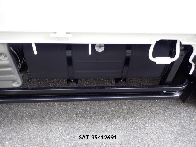 Hino DUTRO 2026-01 8245089-7