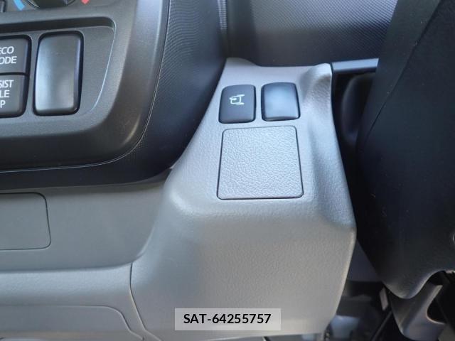 Hino DUTRO 2026-01 8245091-21
