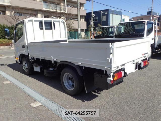 Hino DUTRO 2026-01 8245091-2