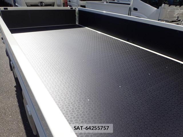 Hino DUTRO 2026-01 8245091-4