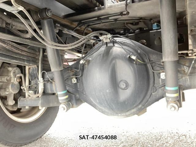 Hino DUTRO 2022-01 8245085-15