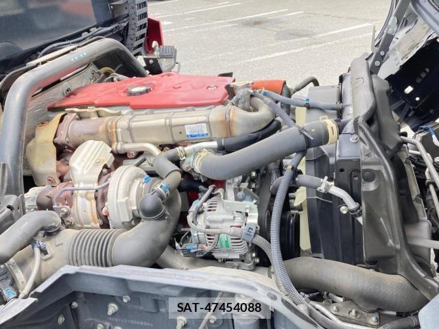 Hino DUTRO 2022-01 8245085-18