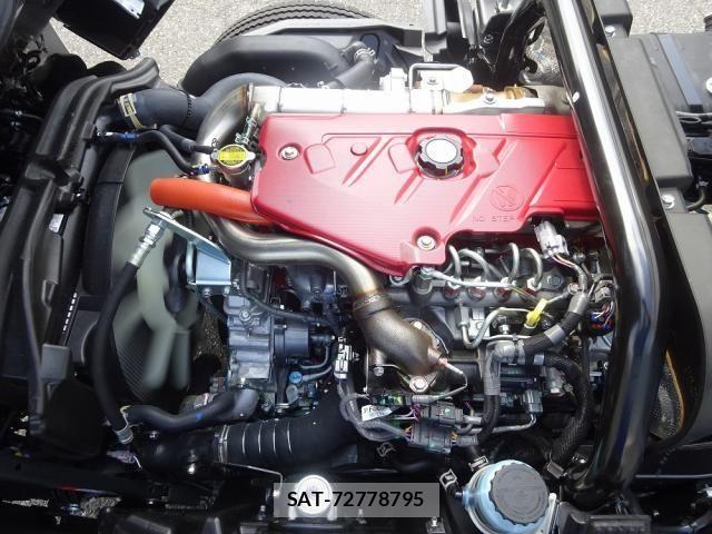 Hino DUTRO 2025-11 8245086-10
