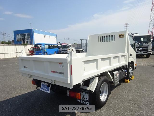 Hino DUTRO 2025-11 8245086-3