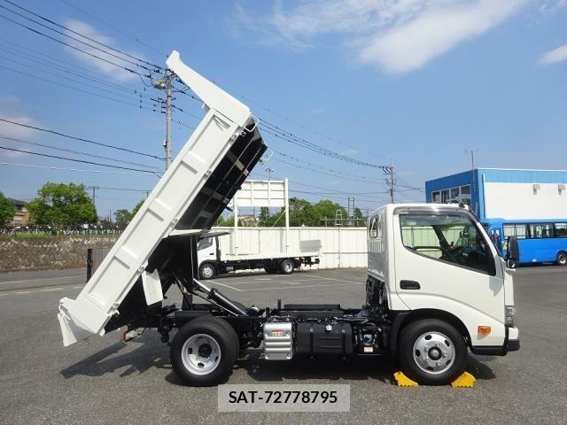 Hino DUTRO 2025-11 8245086-4