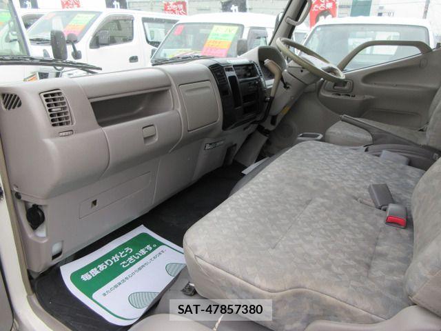 Hino DUTRO 2011-02 8314272-14