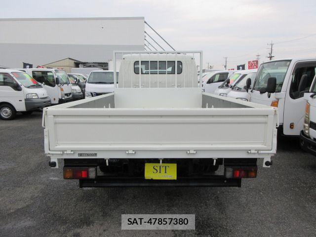Hino DUTRO 2011-02 8314272-2