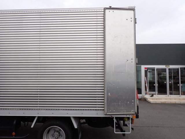 Hino DUTRO 2018-09 8311081-16