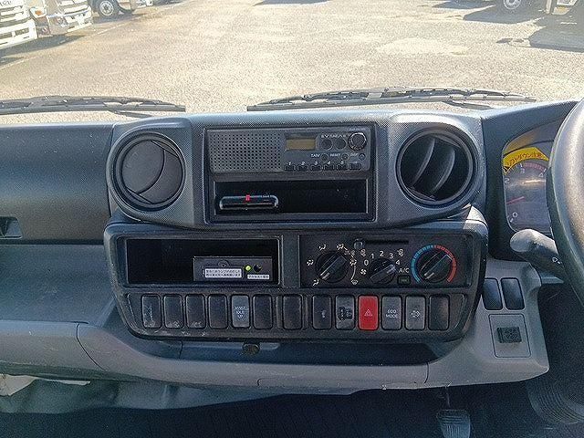 Hino DUTRO 2014-02 8311080-12