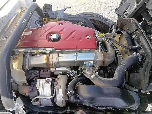Hino DUTRO 2014-02 8311080-15