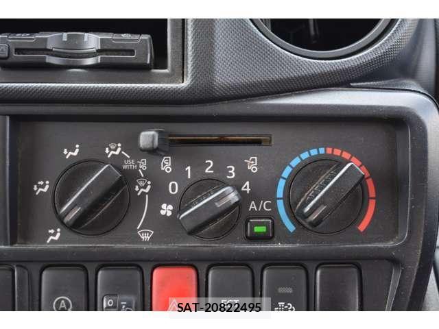Hino DUTRO 2015-07 8314270-22