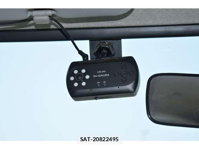 Hino DUTRO 2015-07 8314270-25