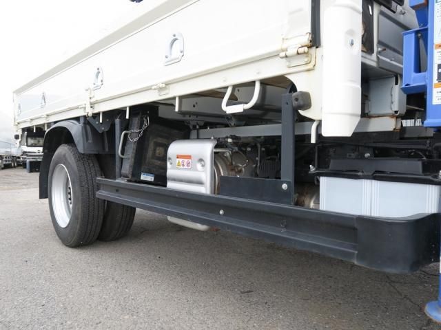Hino DUTRO 2023-07 8311076-10