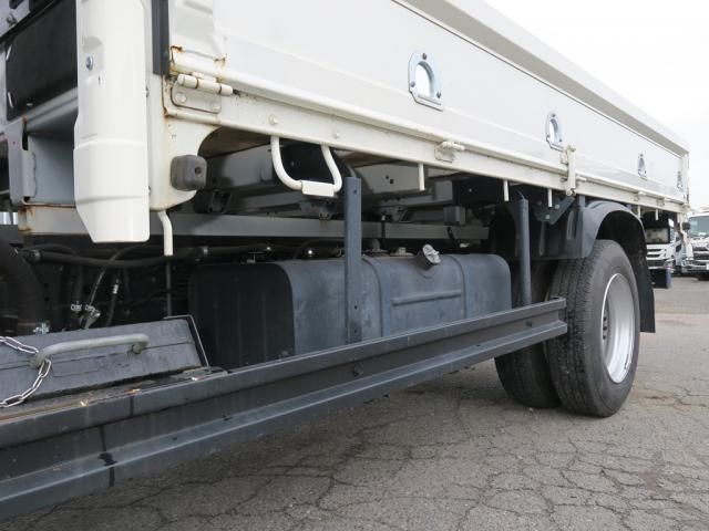 Hino DUTRO 2023-07 8311076-11