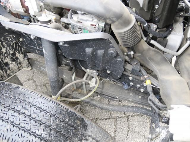 Hino DUTRO 2023-07 8311076-17