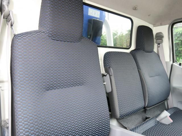 Hino DUTRO 2023-07 8311076-20