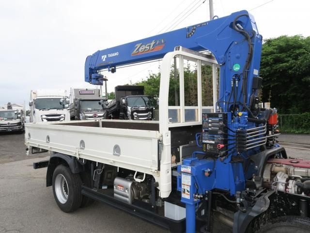 Hino DUTRO 2023-07 8311076-8