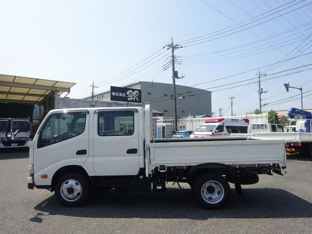Hino DUTRO 2025-12 8311077-17