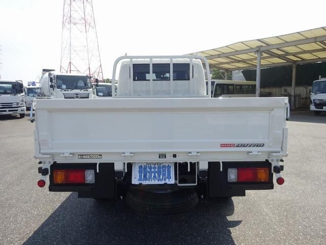 Hino DUTRO 2025-12 8311077-5