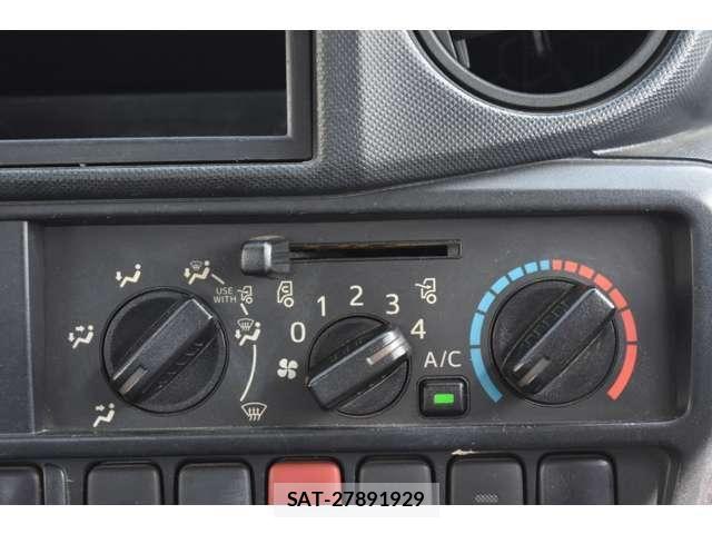 Hino DUTRO 2013-12 8314268-17