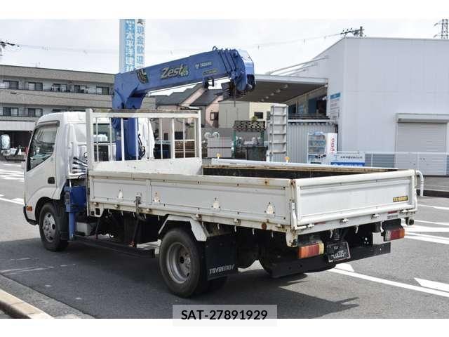 Hino DUTRO 2013-12 8314268-25