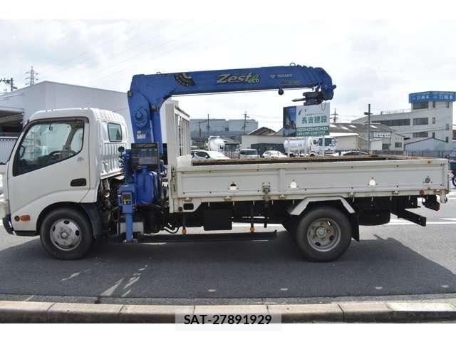 Hino DUTRO 2013-12 8314268-2