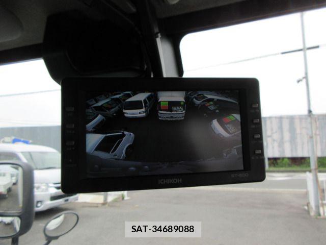 Hino DUTRO 2017-09 8314271-18