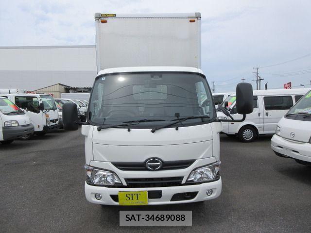Hino DUTRO 2017-09 8314271-1