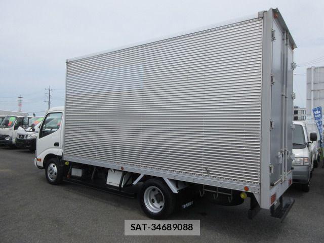 Hino DUTRO 2017-09 8314271-8