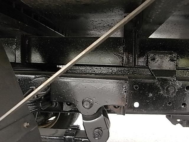 Hino DUTRO 2012-07 8311082-9
