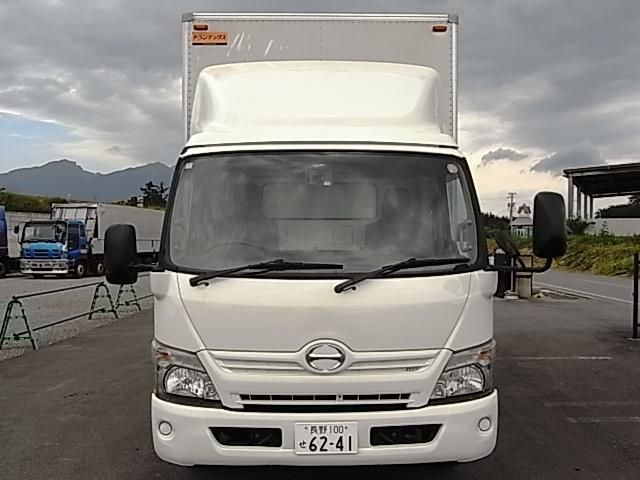 Hino DUTRO 2012-07 8311082-1