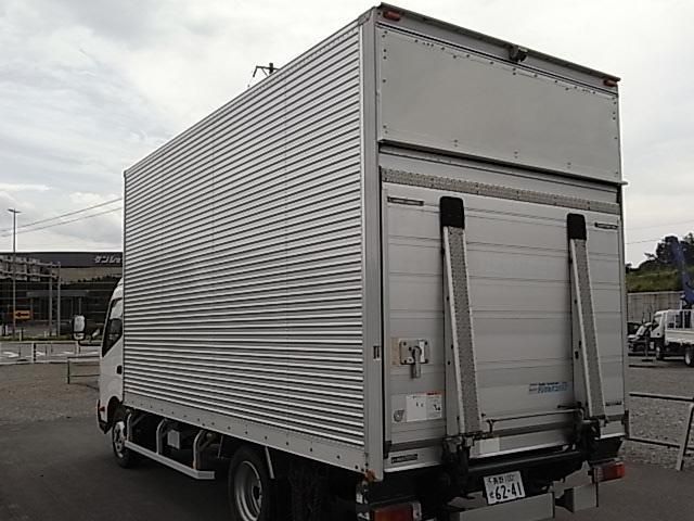 Hino DUTRO 2012-07 8311082-5