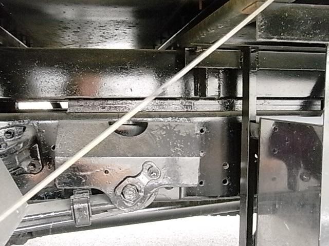 Hino DUTRO 2012-07 8311082-6