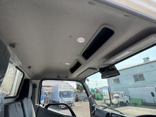 Hino DUTRO 2026-01 8311074-25