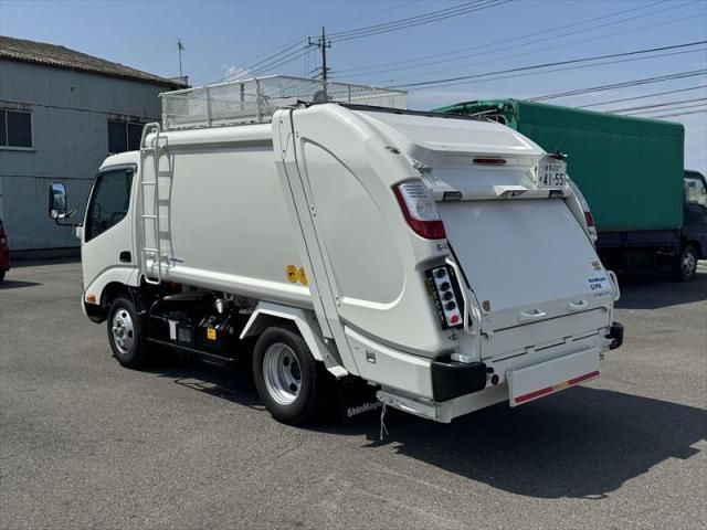Hino DUTRO 2026-01 8311074-3