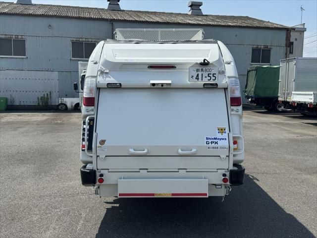 Hino DUTRO 2026-01 8311074-4