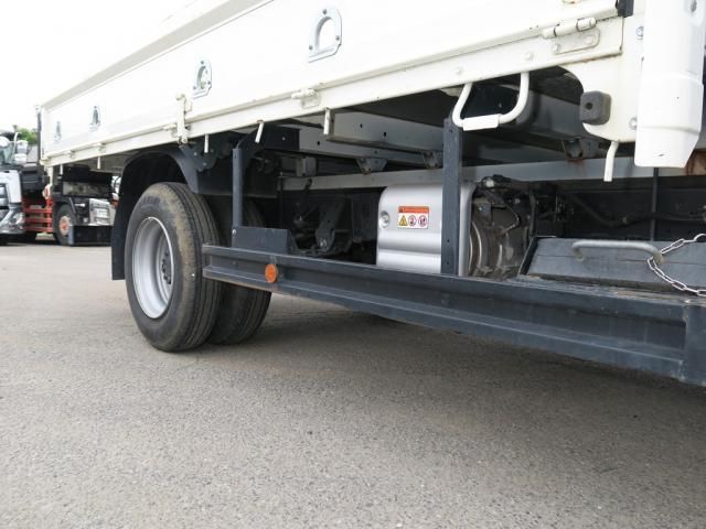 Hino DUTRO 2023-09 8311075-12