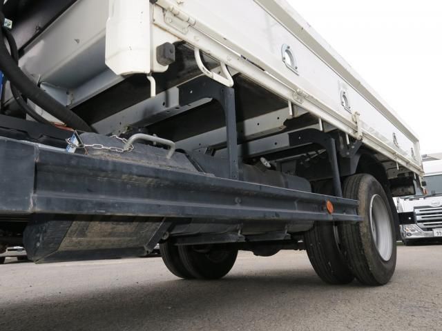 Hino DUTRO 2023-09 8311075-13