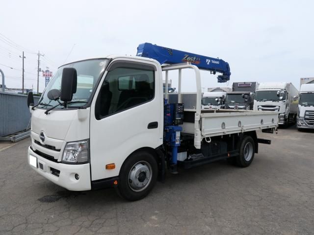 Hino DUTRO 2023-09 8311075-2
