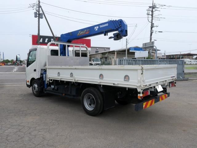Hino DUTRO 2023-09 8311075-3
