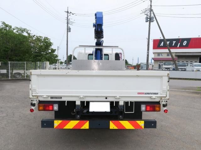 Hino DUTRO 2023-09 8311075-5