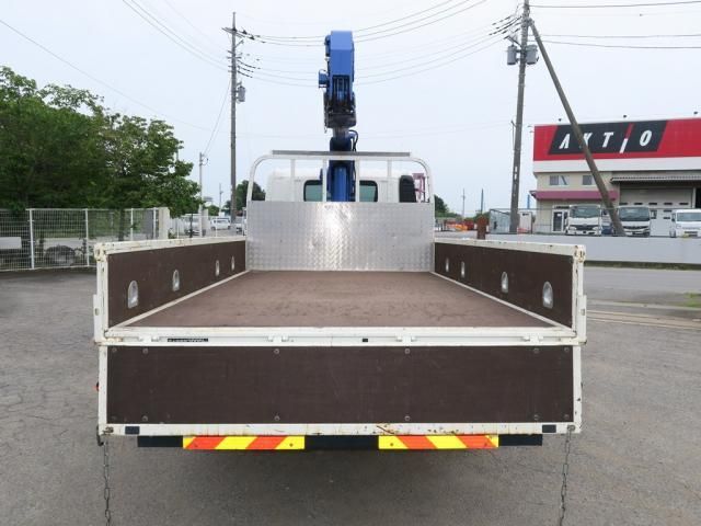 Hino DUTRO 2023-09 8311075-6